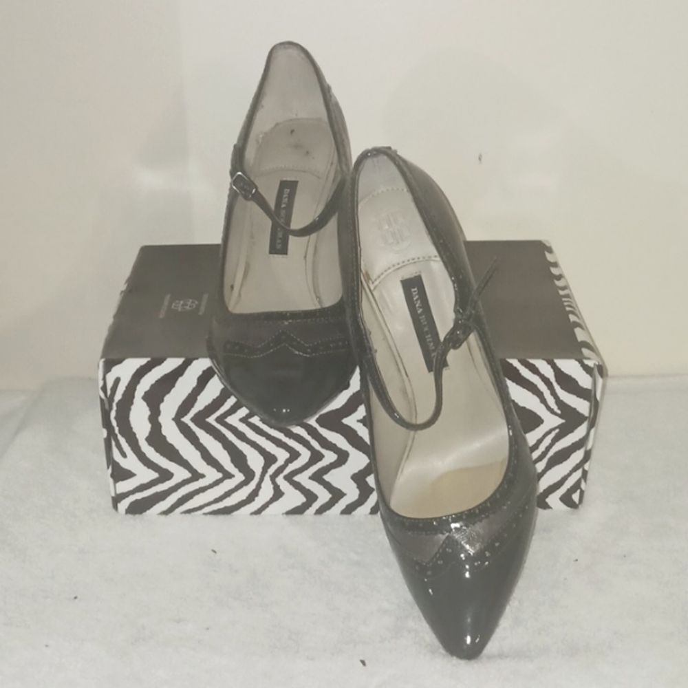 Women's shoes